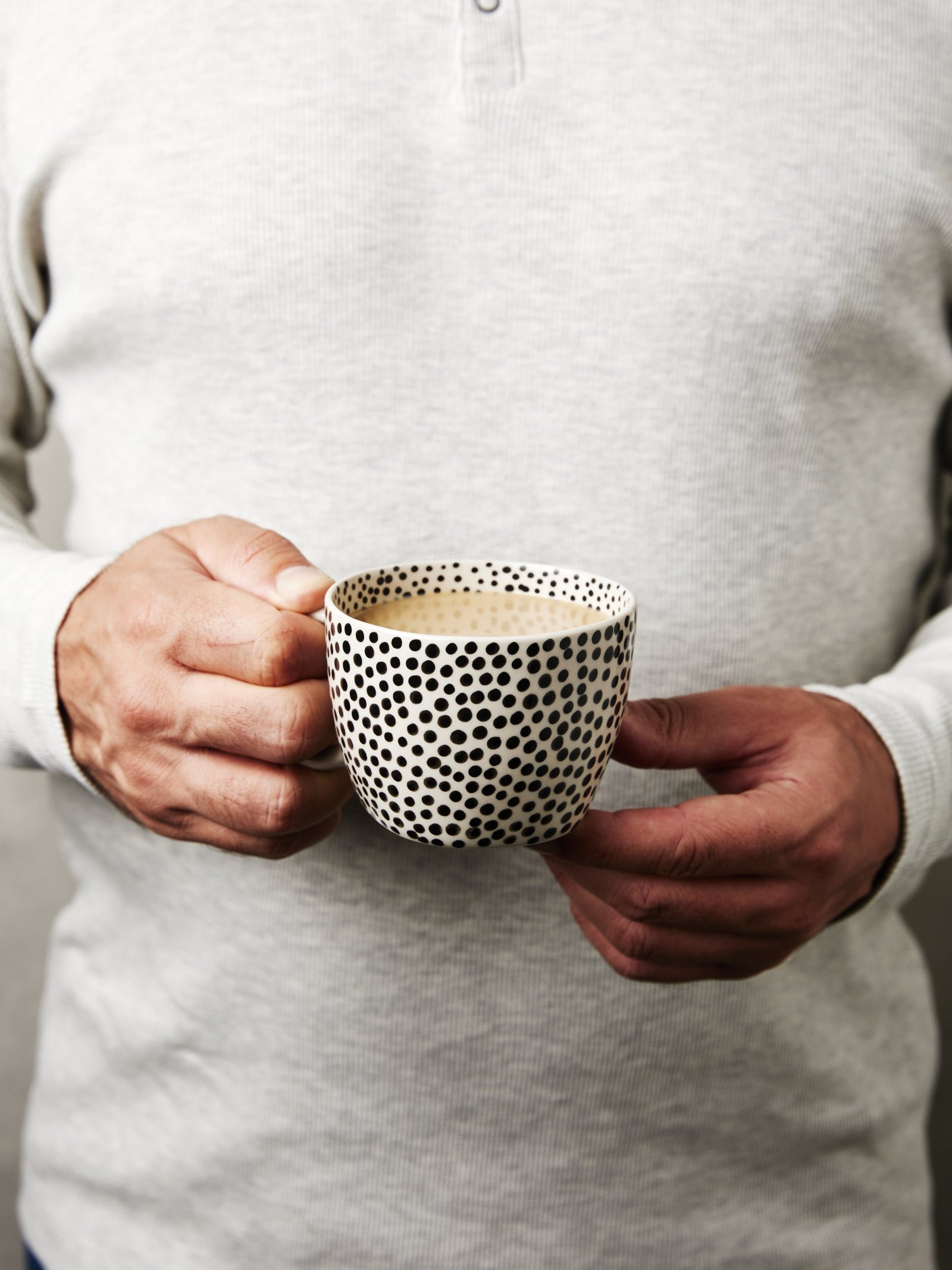 chino mug black sprinkle